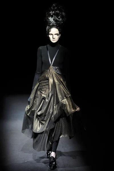 Look 34